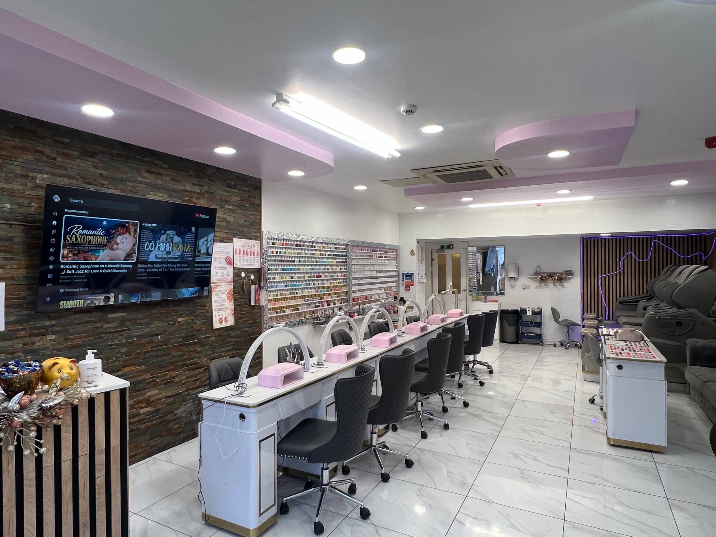 Summer Nails manicure bar and polish wall